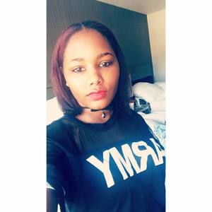 Meet your Posher, Faydra